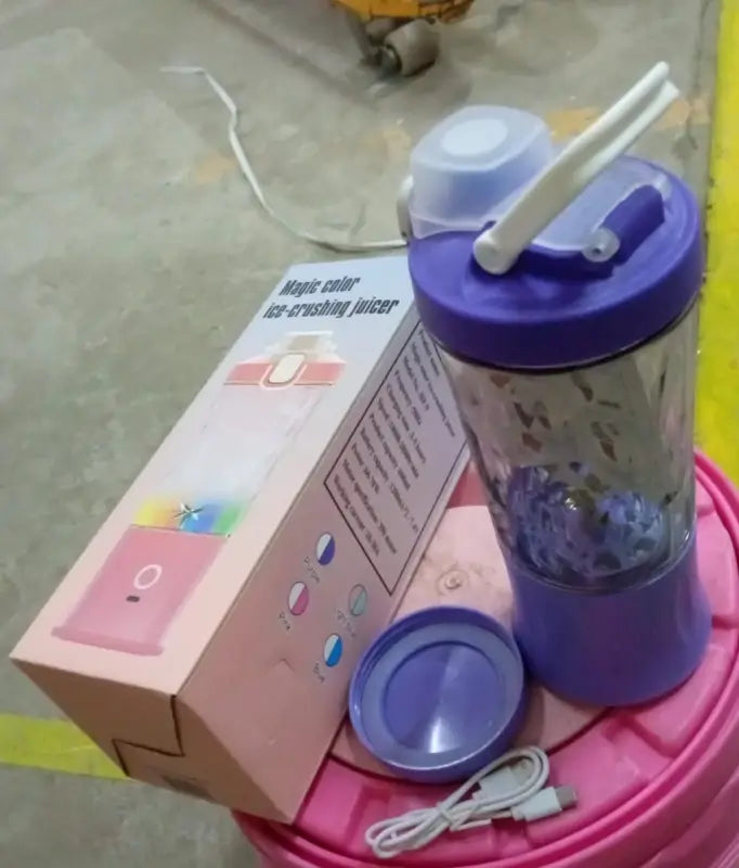 Electric Crusher Juicer With Multicolor Light, 8 Blades (600 ML / Multicolor)
